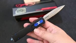 Microtech Dirac med kraftigt blad