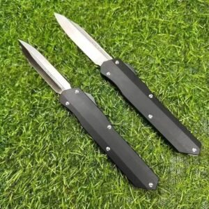 Microtech Hidden Code Smooth handtag OTF-kniv