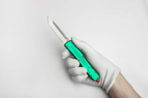 Micro-tech UT Bounty Hunter OTF-kniv