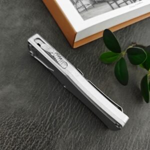zinkhandtag Microtech Hera Goddess vitt handtag dubbeleggad OTF-kniv