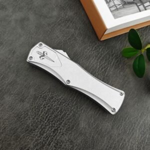 zinkhandtag Microtech Hera Goddess vitt handtag dubbeleggad OTF-kniv