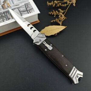 Ny version av Bouncy Fish, sidöppnande, med brunt handtag eller Chicken Wing-trähandtag automatkniv