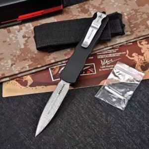 Microtech Dirac med kraftigt blad