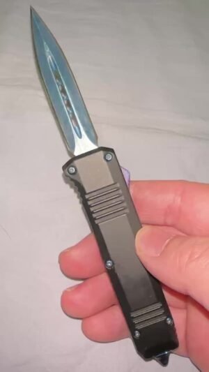 zinkhandtag UT70 blå titan damaskus OTF-kniv